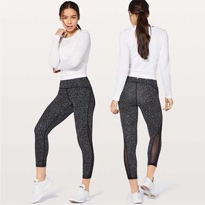 Lululemon Train Times 7/8 Pant 25" Leggings High Rise Night View Black White 4